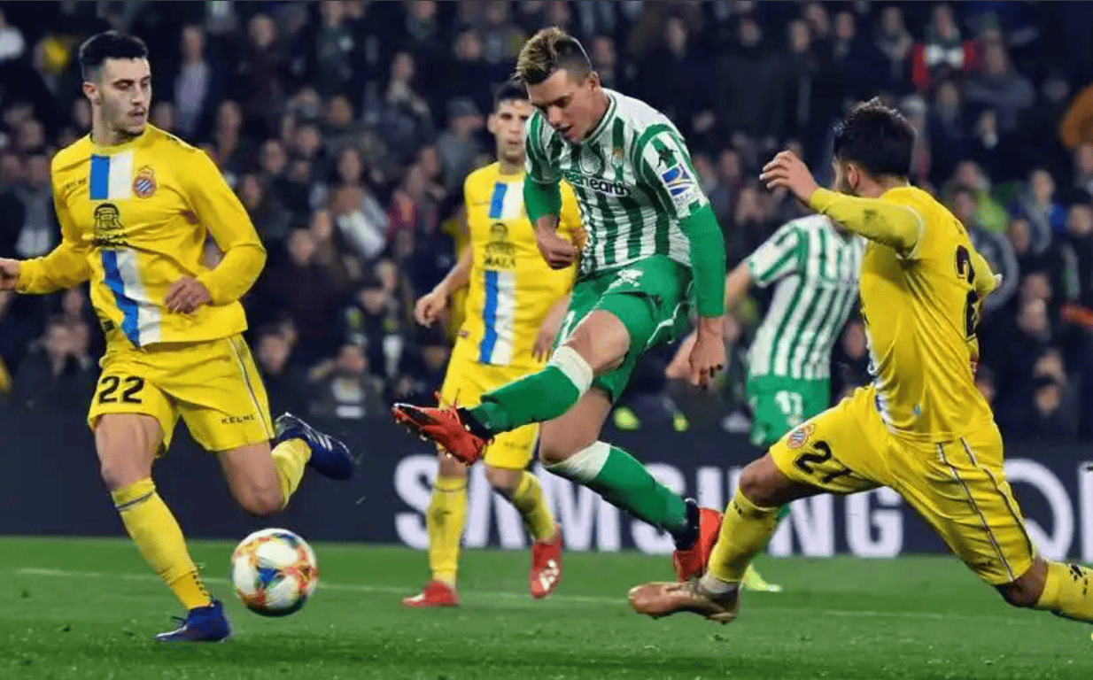 精英对决!足球舞台上的巅峰之战(精英对决!足球舞台上的巅峰之战在线观看) 精英对决!足球舞台上的巅峰之战(精英对决!足球舞台上的巅峰之战在线观看)