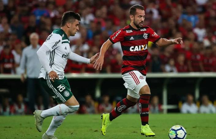 澳客官网入口-帕尔梅拉斯战术调整，关键球员或将首发出战的简单介绍