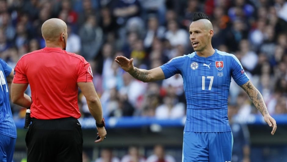 欧国联赛事新冠助力,球员密切关注健康保护 欧国联赛事新冠助力,球员密切关注健康保护