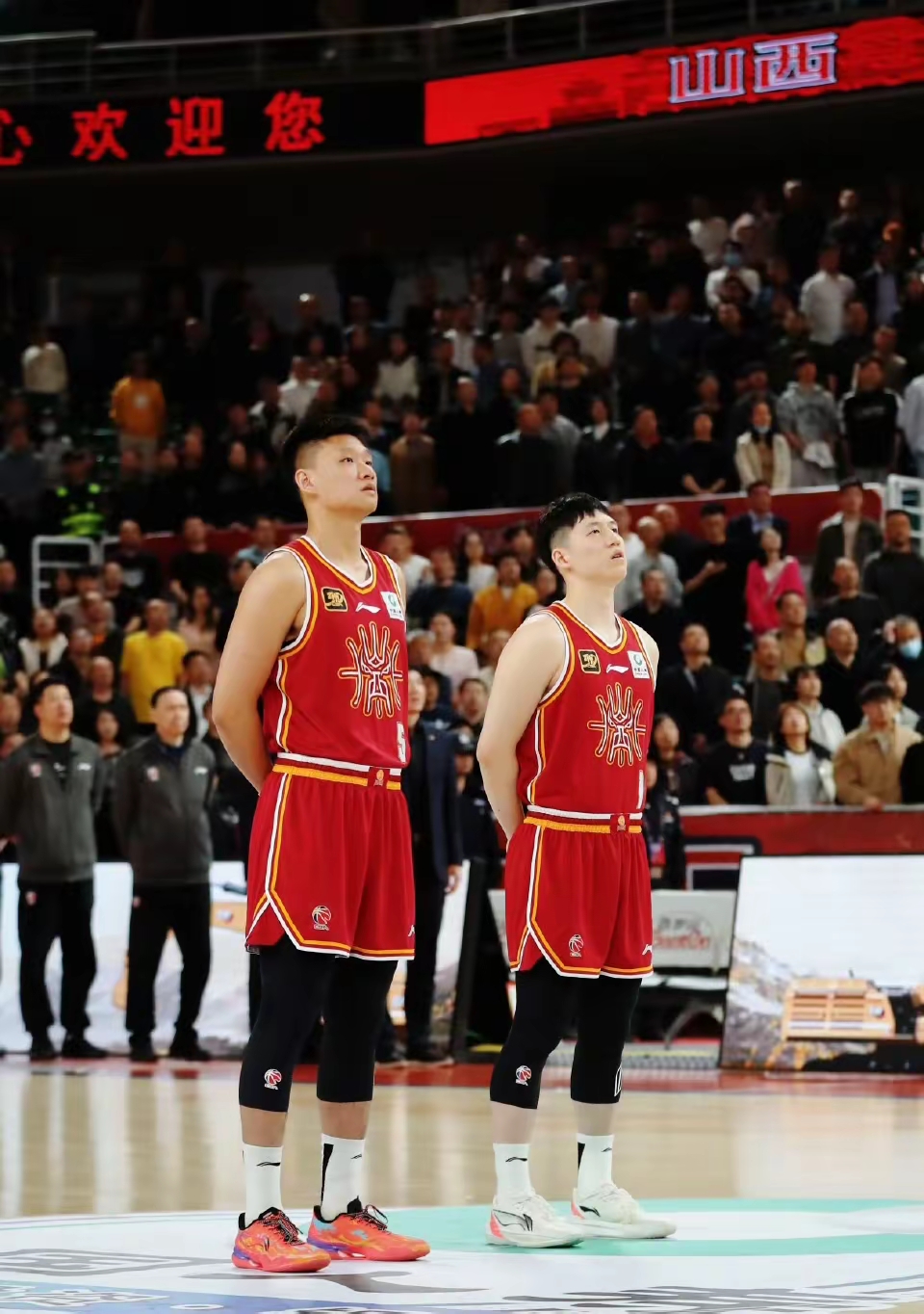 包含CBA球队在比赛中奋力拼搏,取得激动人心的胜利的词条 包含CBA球队在比赛中奋力拼搏,取得激动人心的胜利的词条