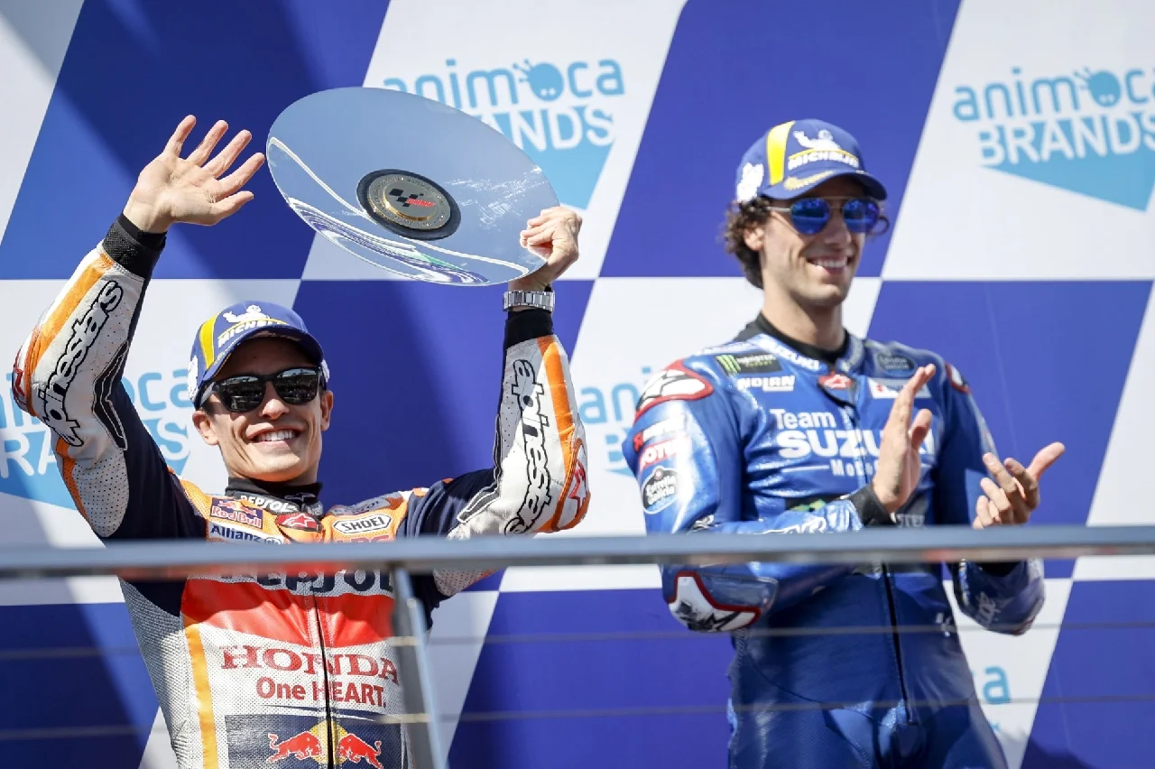 澳客地址-包含瑞士选手斩获金银铜，登上领奖台的词条