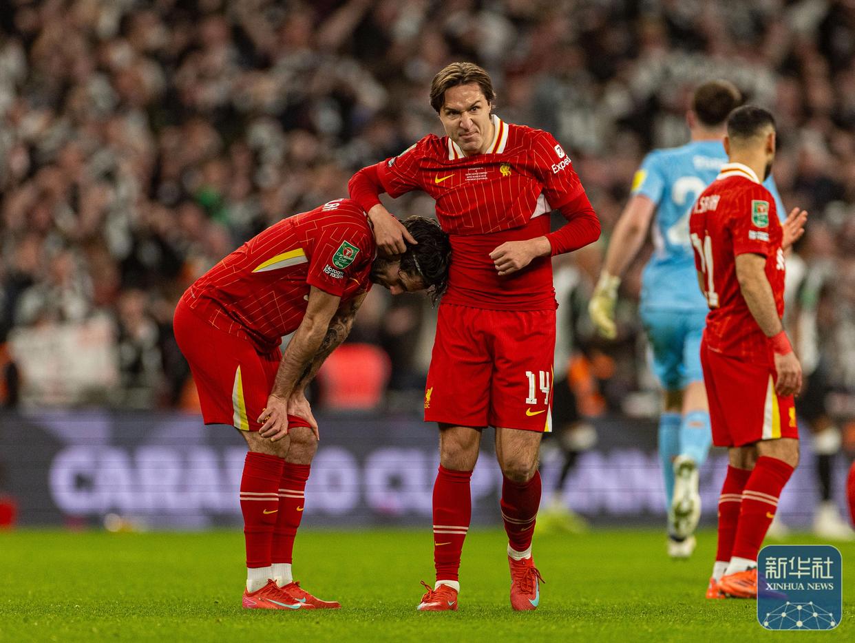 英格兰国脚表现出色赢得胜利 英格兰国脚表现出色赢得胜利