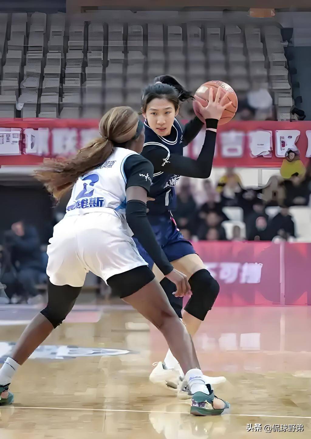 澳客课程-福建女篮客场大胜新疆队，追赶榜首位置的简单介绍