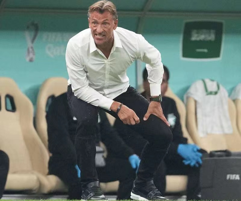 澳客app下载地址-沙特女足维振振，深沉攻守强力对抗