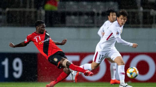 河南建业主场不敌山东鲁能,遭遇两连败的简单介绍 河南建业主场不敌山东鲁能,遭遇两连败的简单介绍