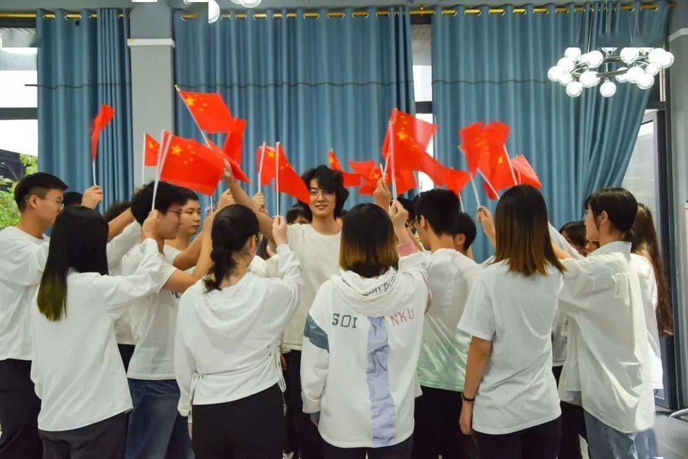 激烈数月的角逐终告一段落，战绩可喜值得关注的简单介绍