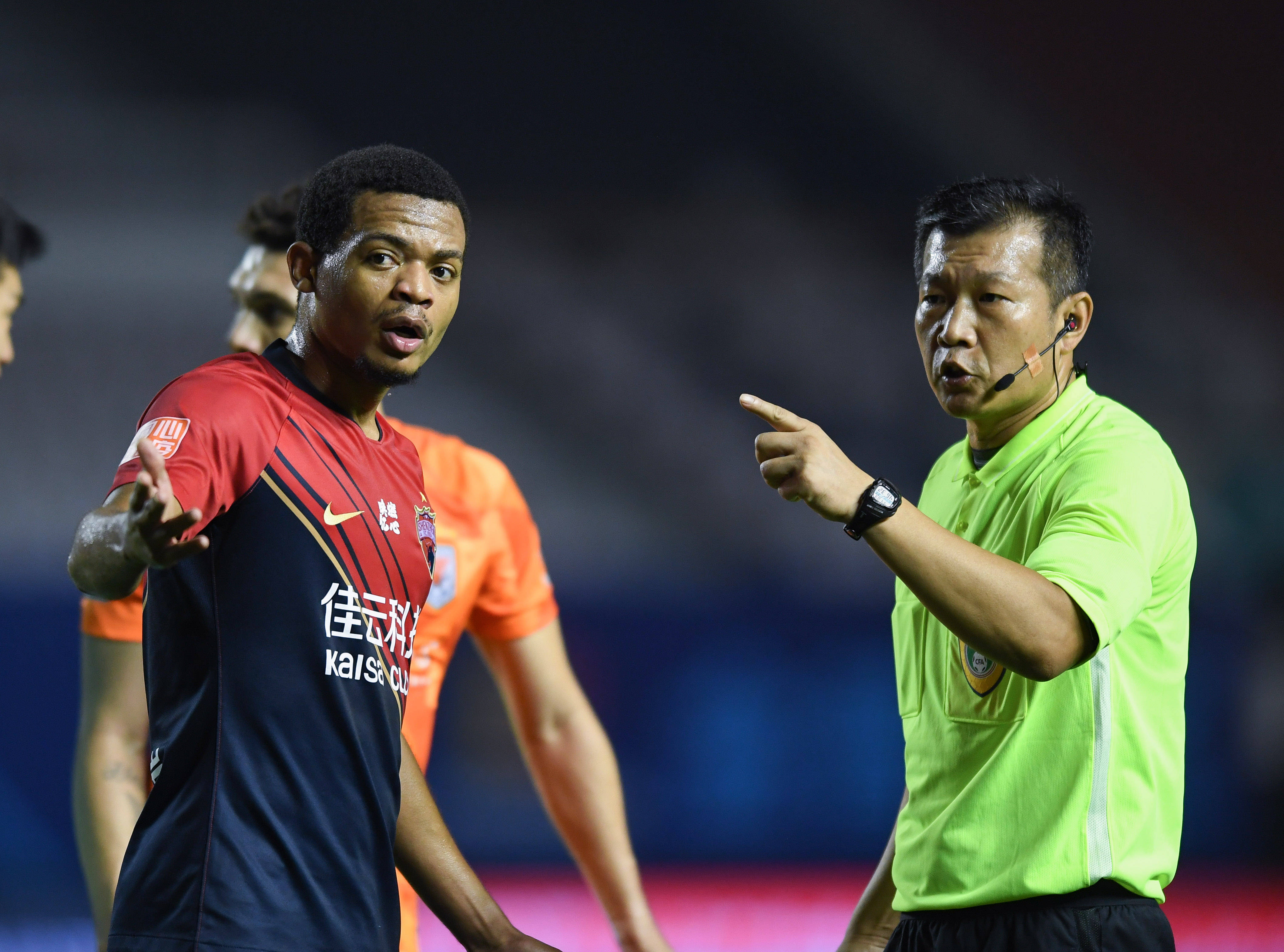 澳客娱乐-深圳佳兆业主场不敌山东鲁能，遭遇连败