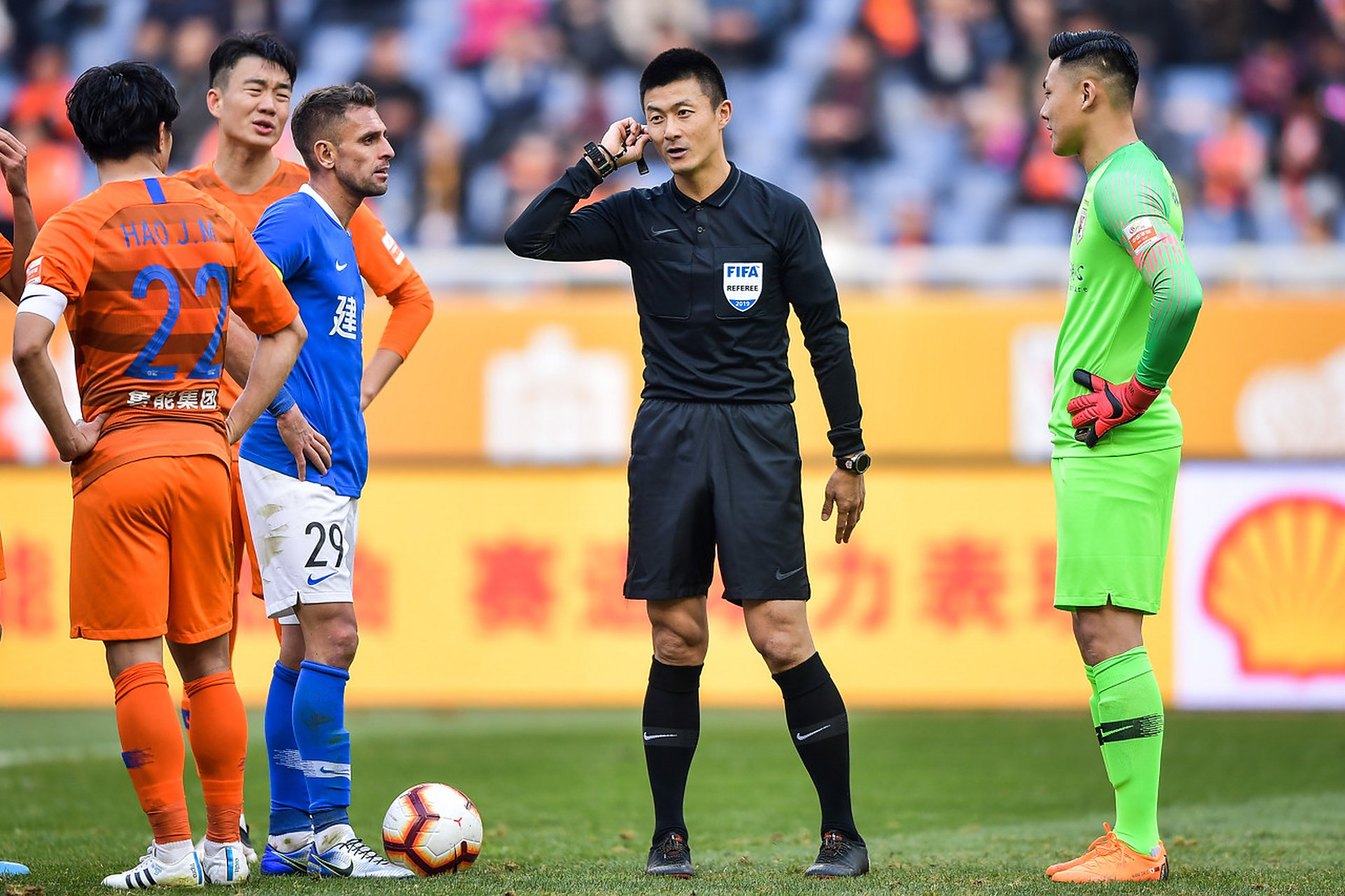 深圳佳兆业主场不敌山东鲁能,遭遇连败 深圳佳兆业主场不敌山东鲁能,遭遇连败