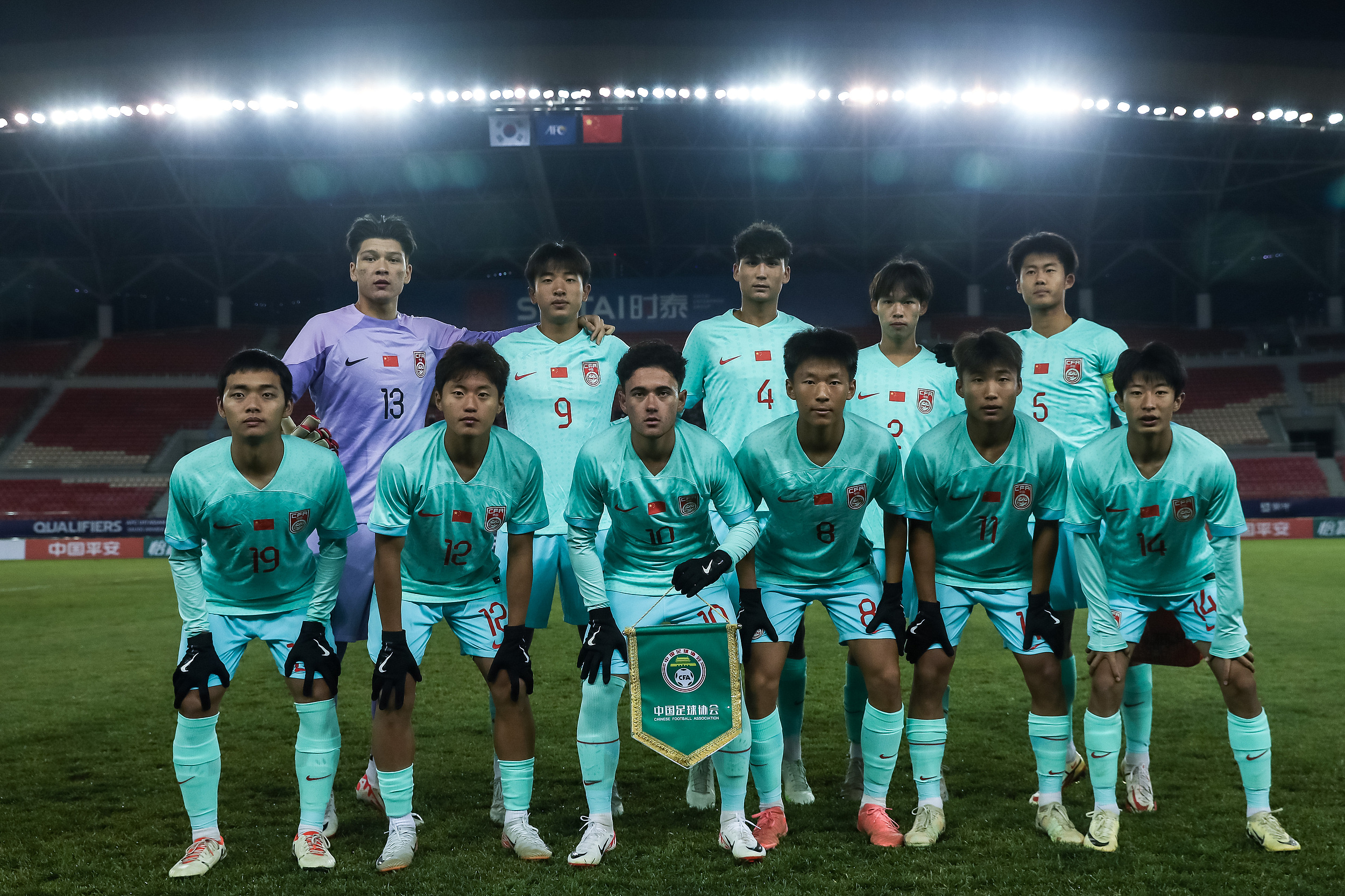 亚洲球队表现出色,引起国际足坛关注 亚洲球队表现出色,引起国际足坛关注