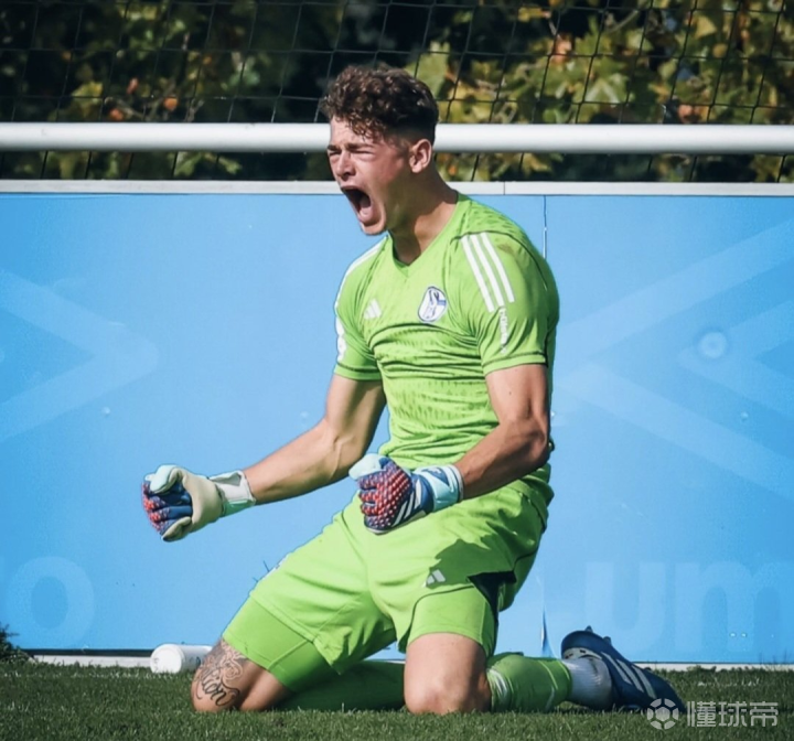 沙尔克抓住机会,击败不莱梅的简单介绍 沙尔克抓住机会,击败不莱梅的简单介绍