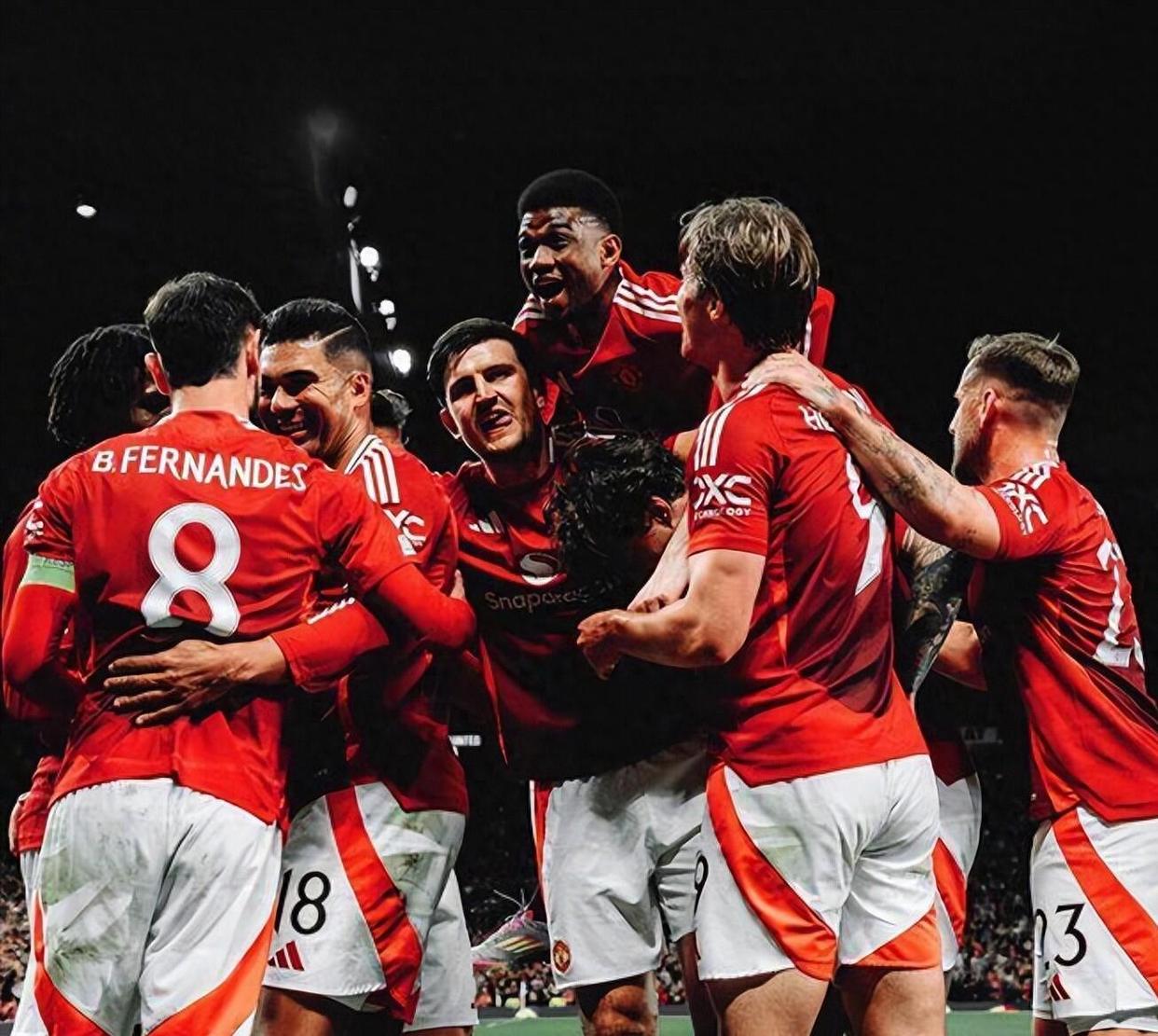 澳客竞技-曼联主场惨败，热刺逆袭英超前四