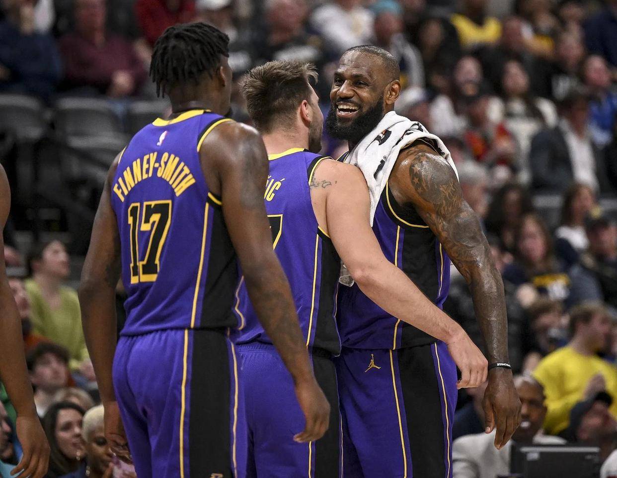 澳客课程-湖人再胜绿军，豪取八连胜